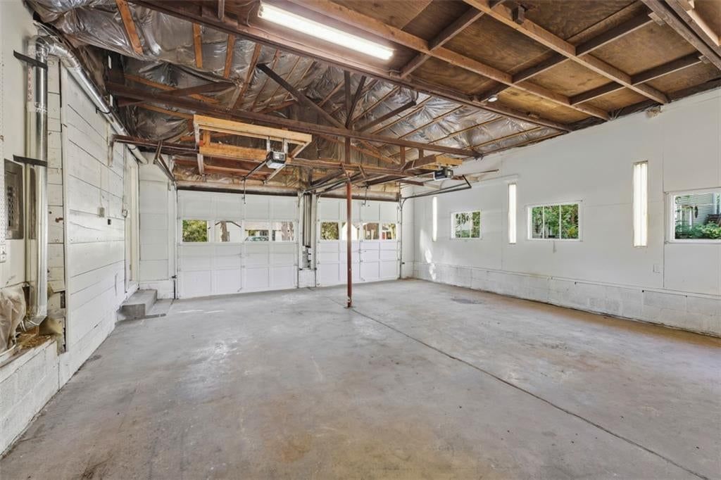3700 NE 43rd Street — photo 24