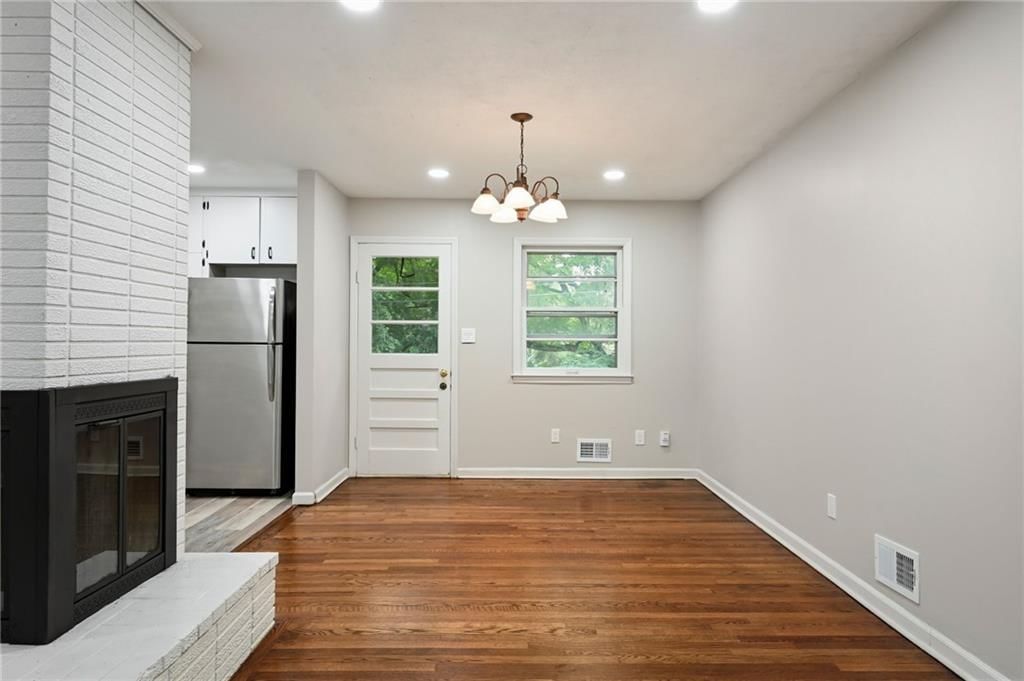 8206 Elm Avenue — photo 8