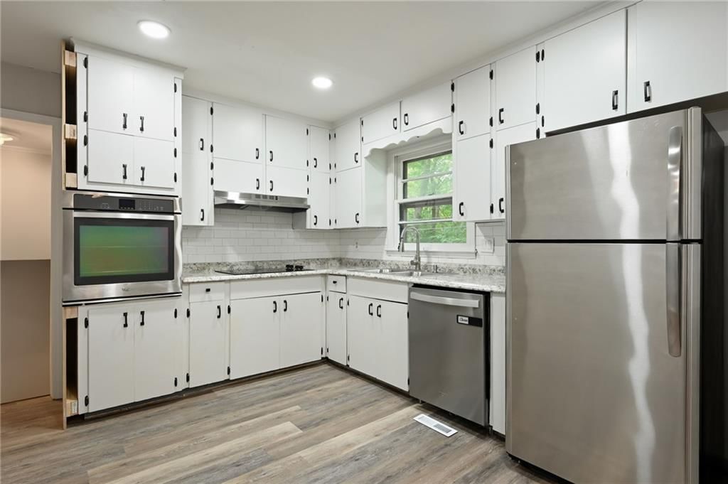 8206 Elm Avenue — photo 10