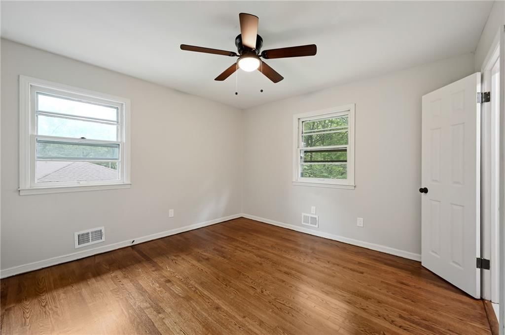 8206 Elm Avenue — photo 13