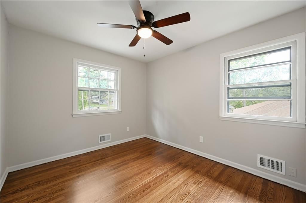 8206 Elm Avenue — photo 15
