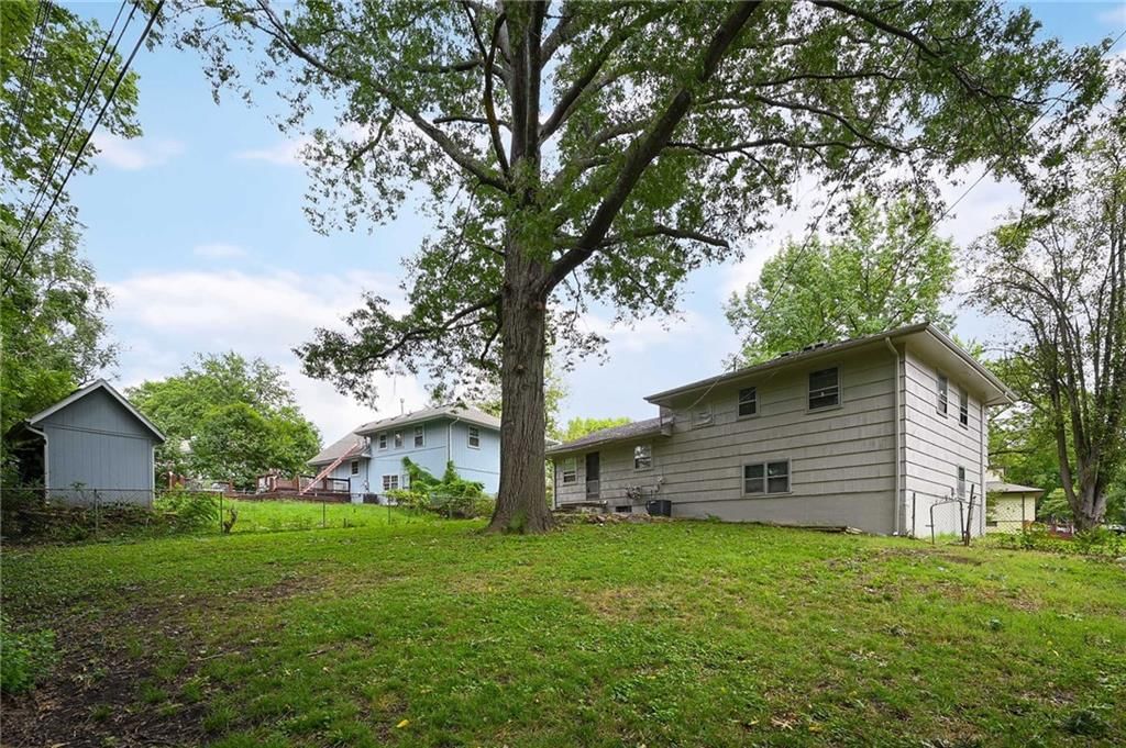 8206 Elm Avenue — photo 22