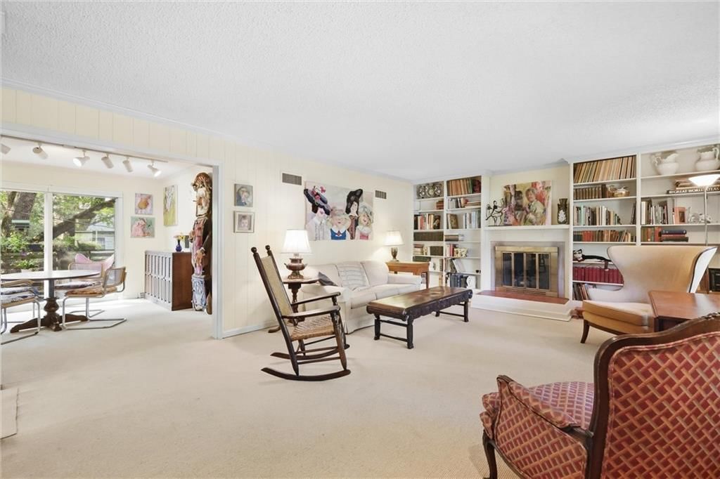 617 Brush Creek Boulevard — photo 11