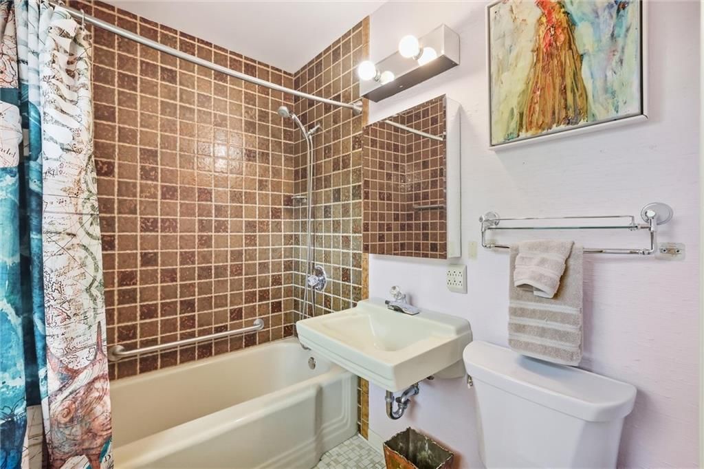 617 Brush Creek Boulevard — photo 27
