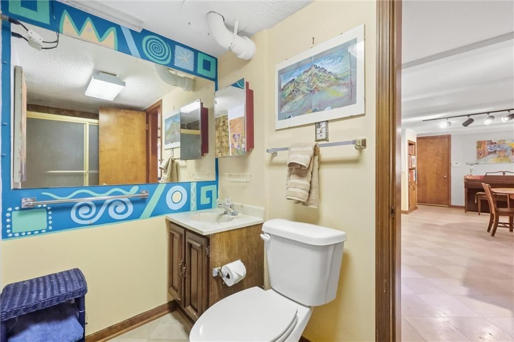 617 Brush Creek Boulevard — photo 43