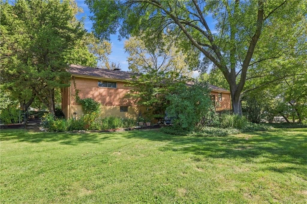 617 Brush Creek Boulevard — photo 53