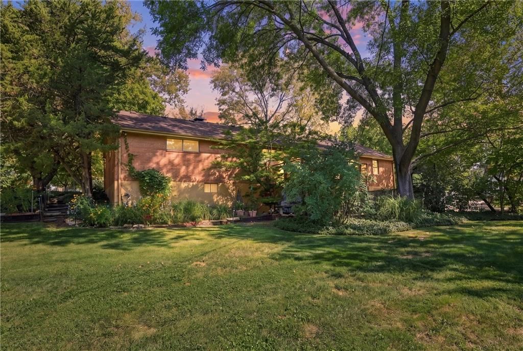 617 Brush Creek Boulevard — photo 54