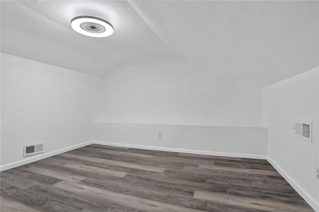 21061 Millridge Street — photo 14