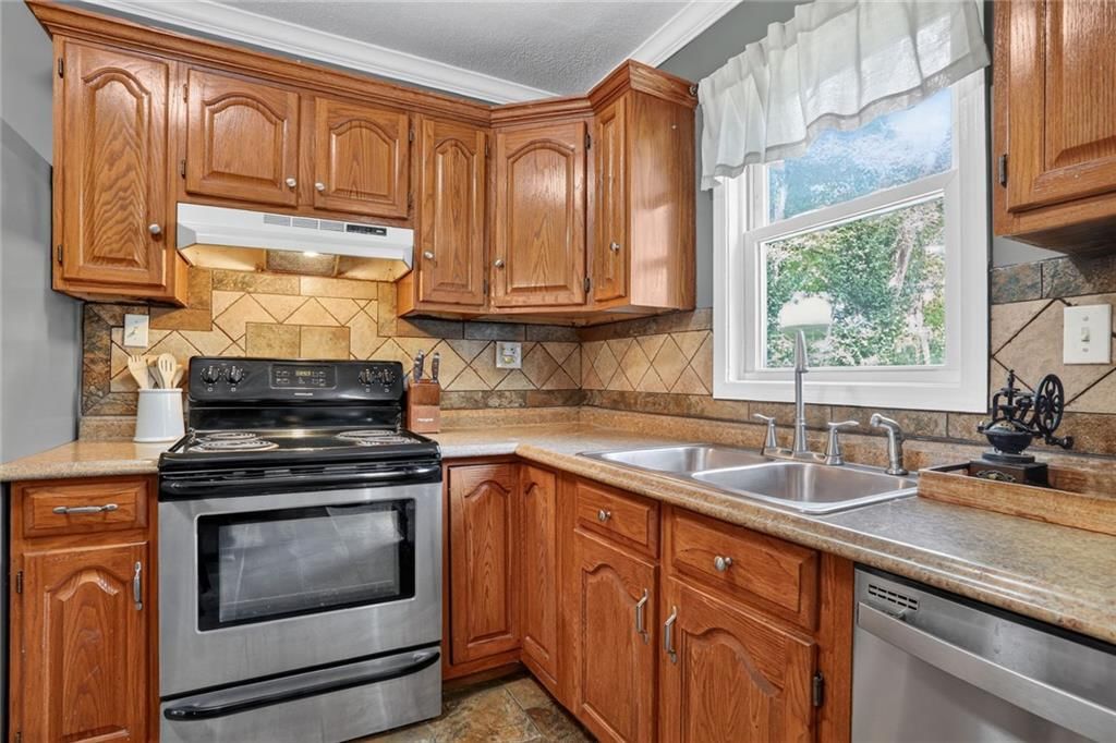 5319 N Woodland Avenue — photo 7