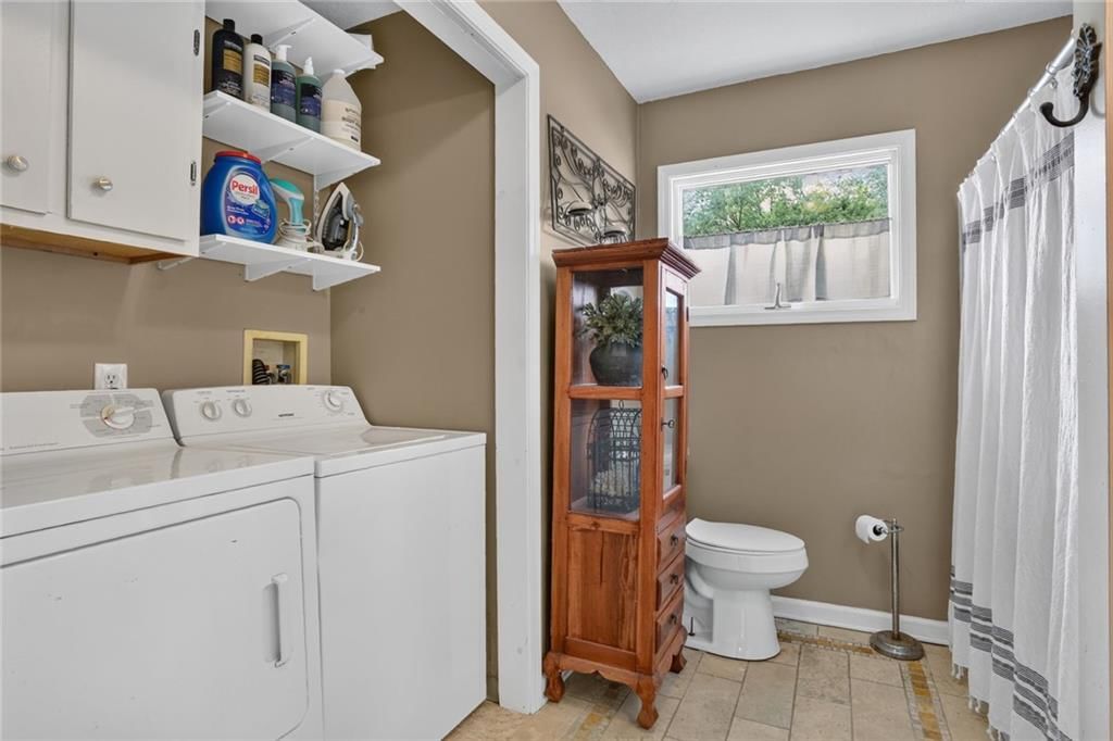5319 N Woodland Avenue — photo 10