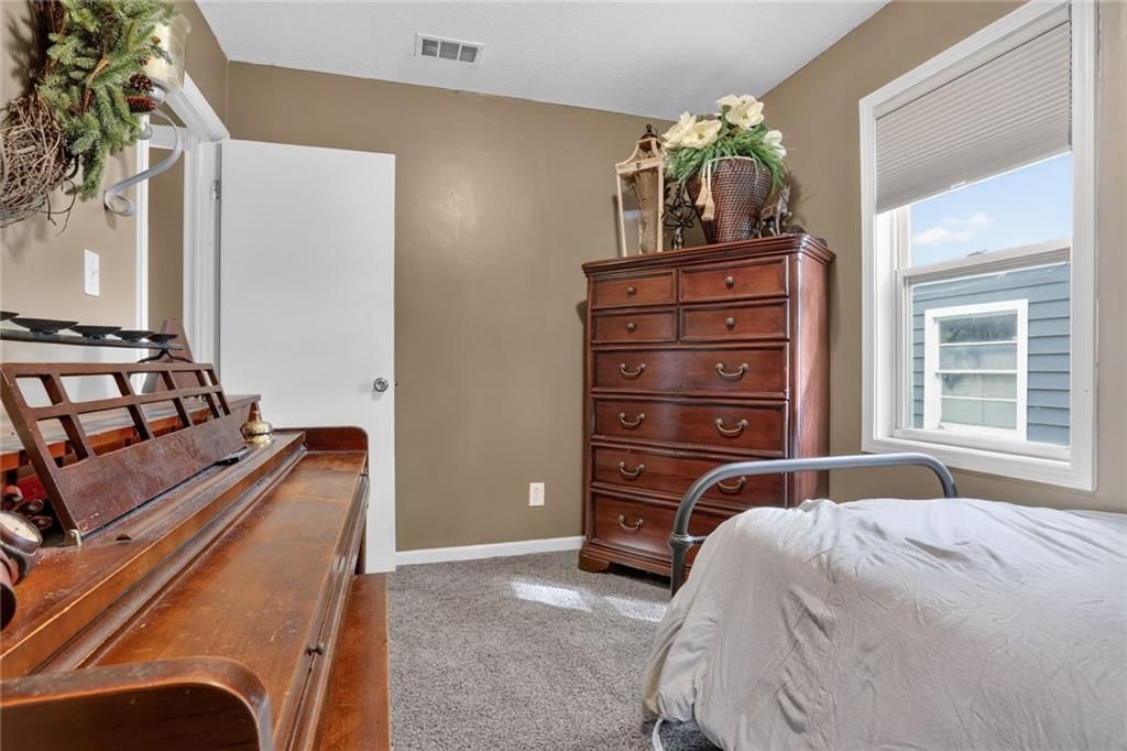 5319 N Woodland Avenue — photo 13