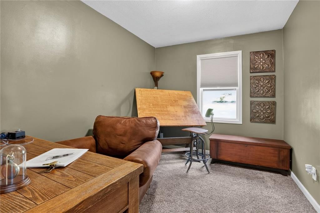 5319 N Woodland Avenue — photo 16