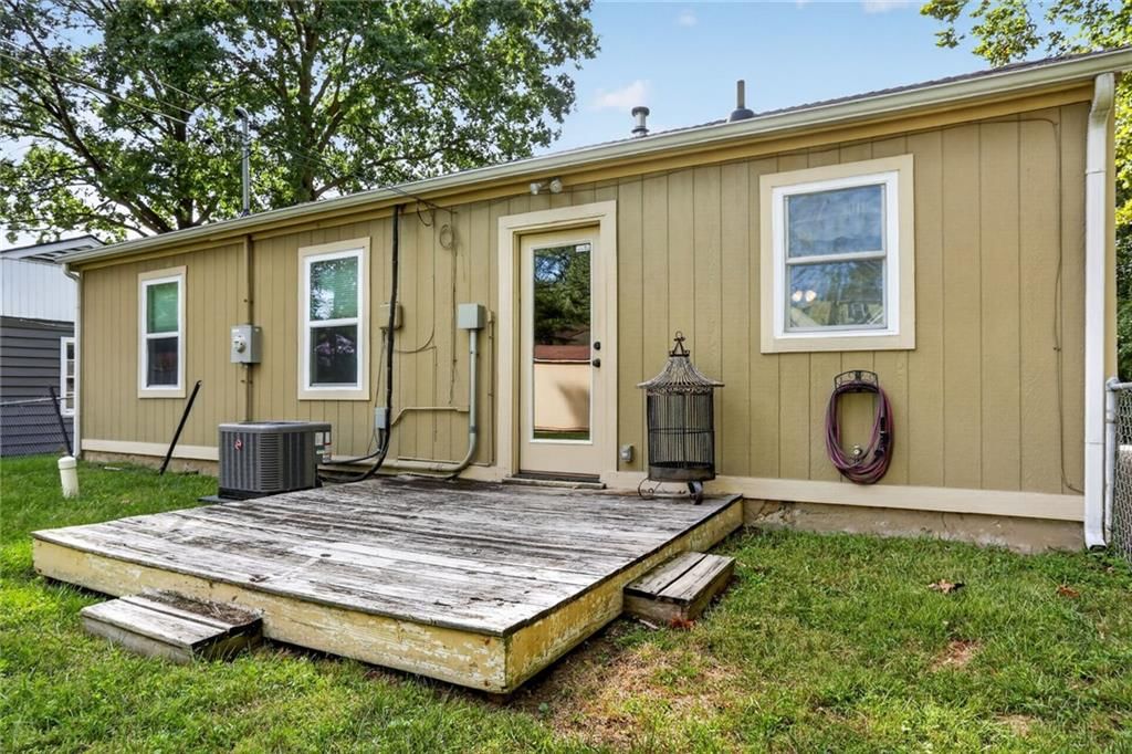 5319 N Woodland Avenue — photo 19