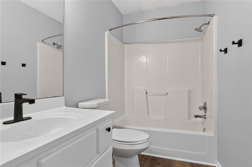 2008 E 59th Terrace — photo 21