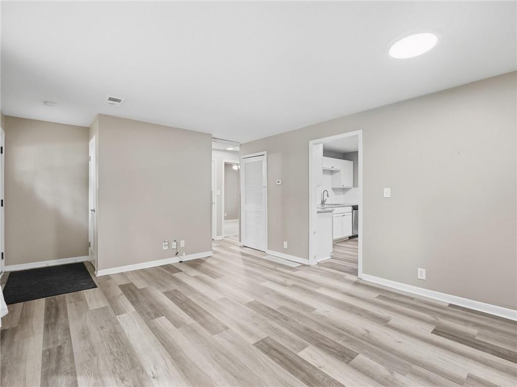 1604 N 44th Street — photo 9