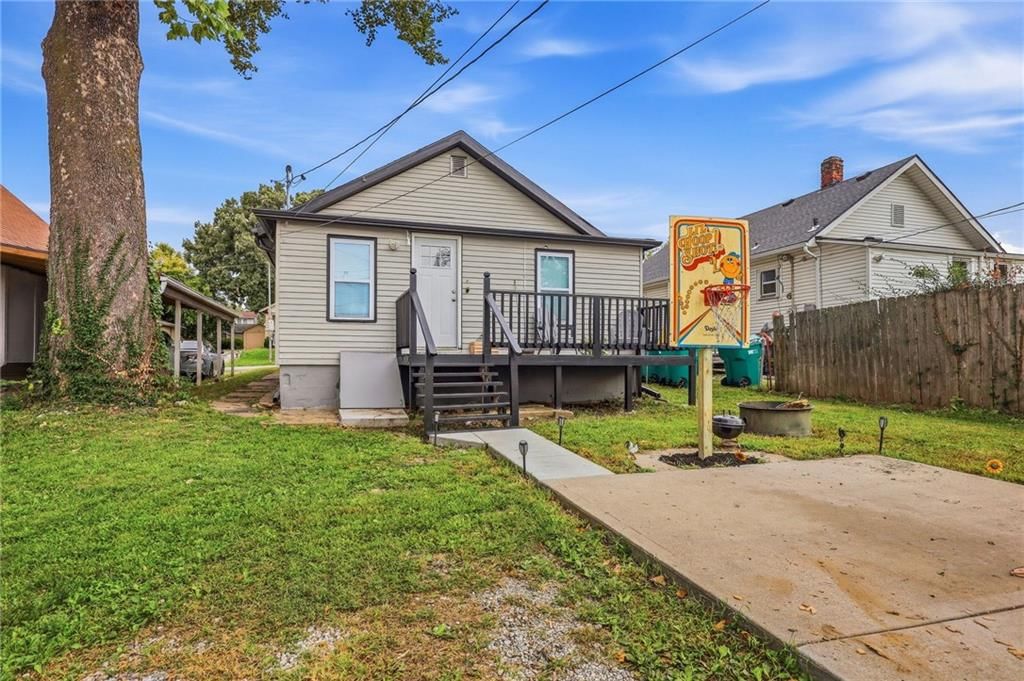 4008 Strong Avenue — photo 16