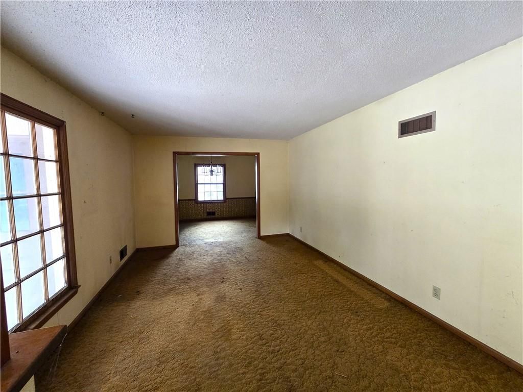 12905 Manchester Avenue — photo 2