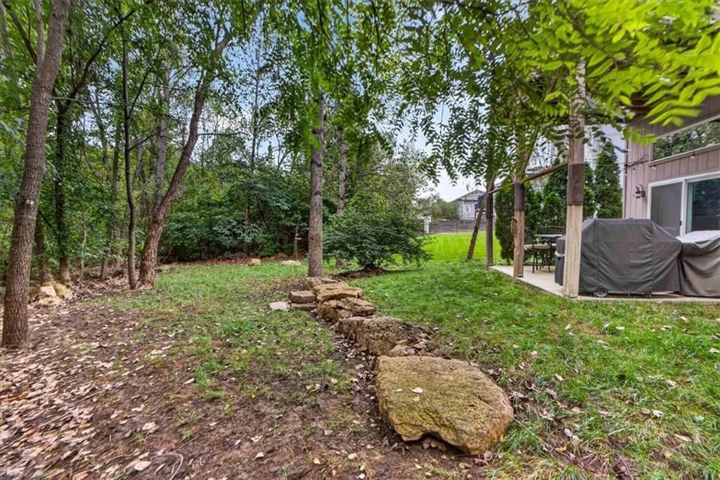 Photo 39 of 41 - 419 E 166th Court, Belton, MO 64012