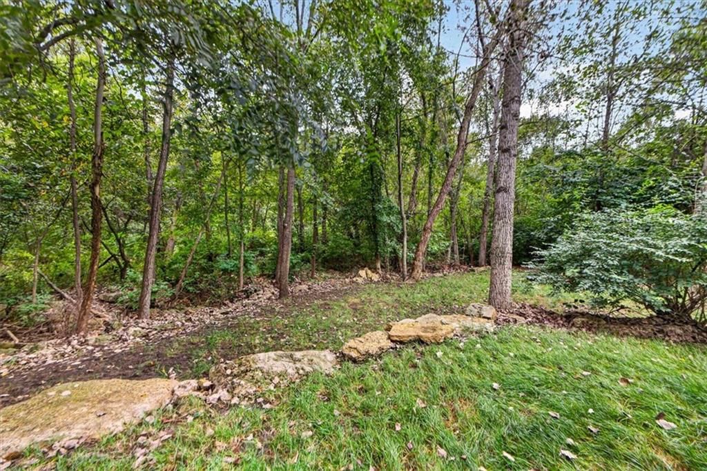 Photo 40 of 41 - 419 E 166th Court, Belton, MO 64012