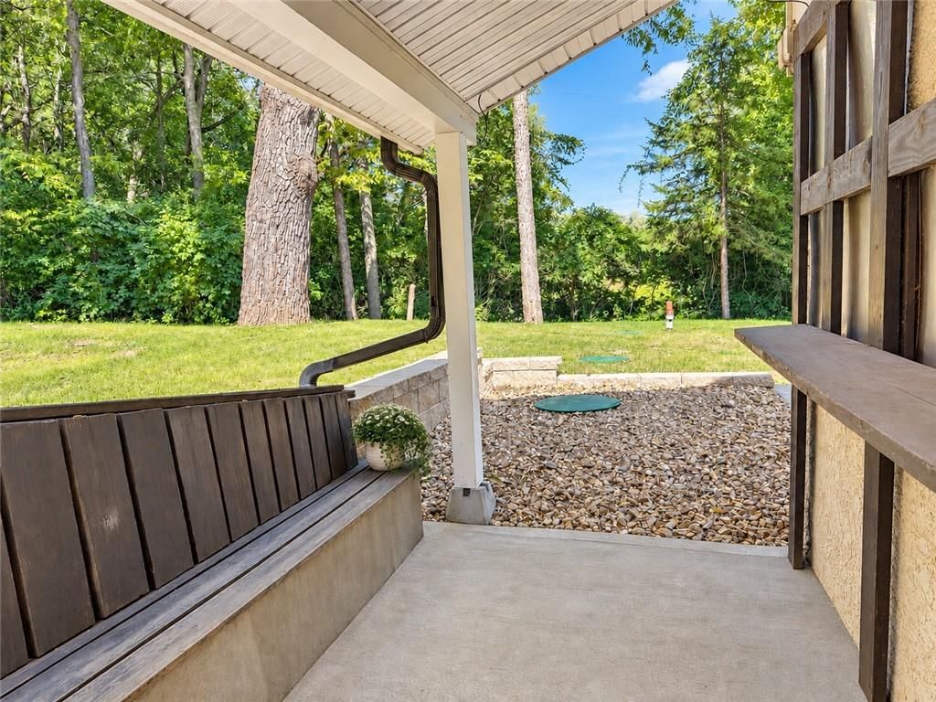 8850 Woodland Drive — photo 37