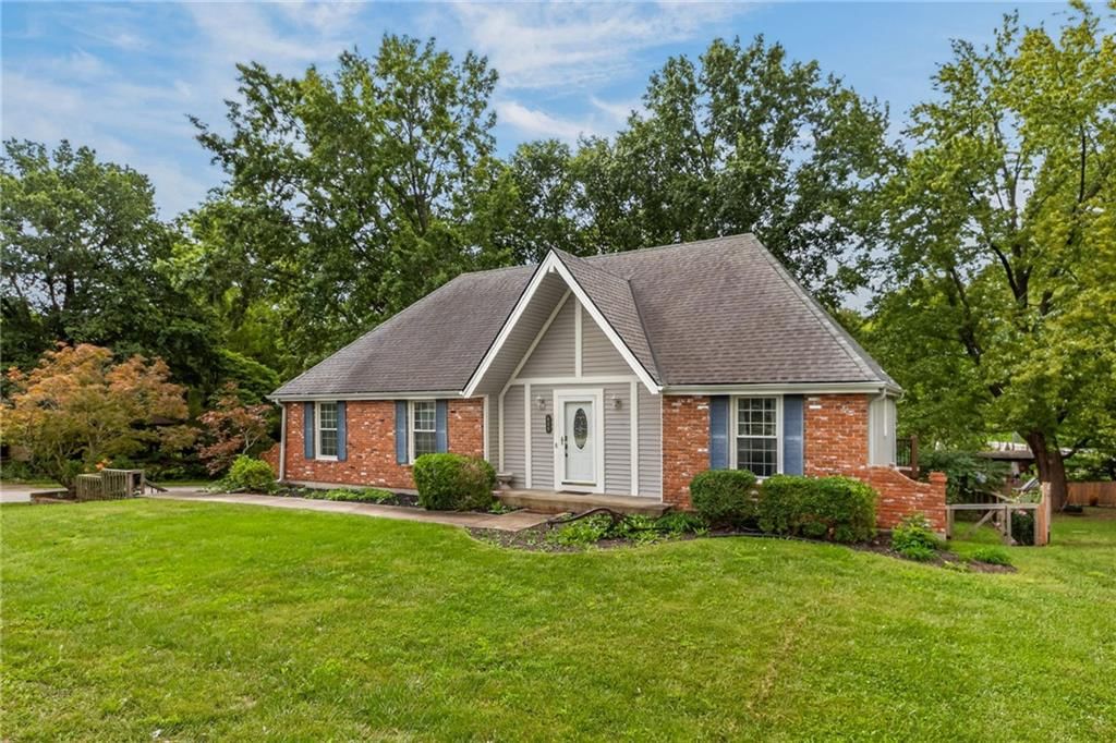 609 Nashua Road, Liberty, MO: listing photo 3