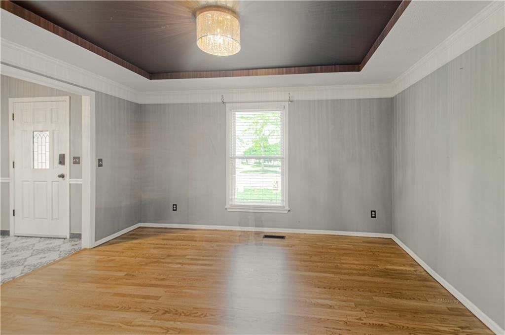 8533 Hall Street — photo 5