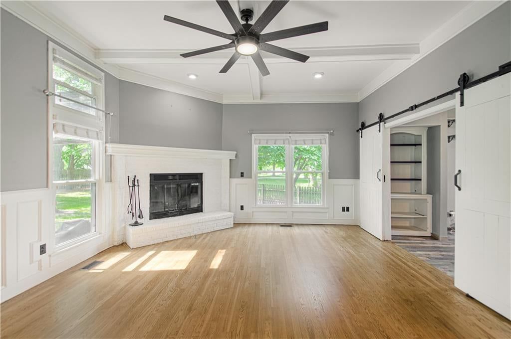 8533 Hall Street — photo 7