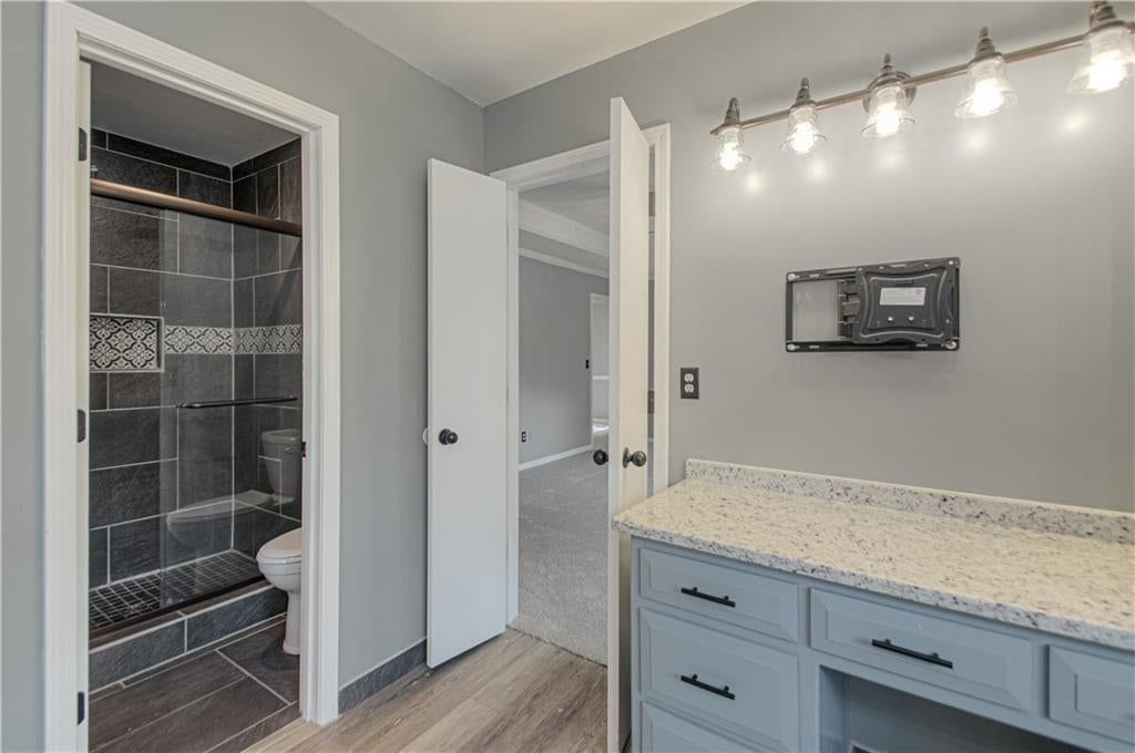 8533 Hall Street — photo 24