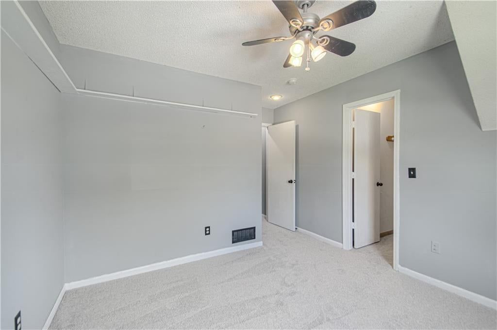 8533 Hall Street — photo 32