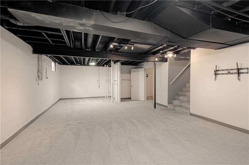 8533 Hall Street — photo 37