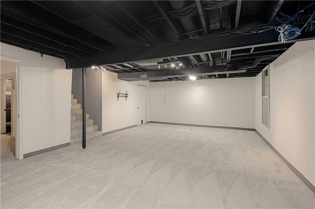 8533 Hall Street — photo 38