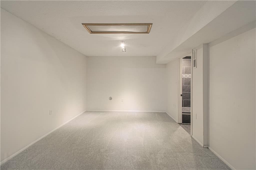 8533 Hall Street — photo 39