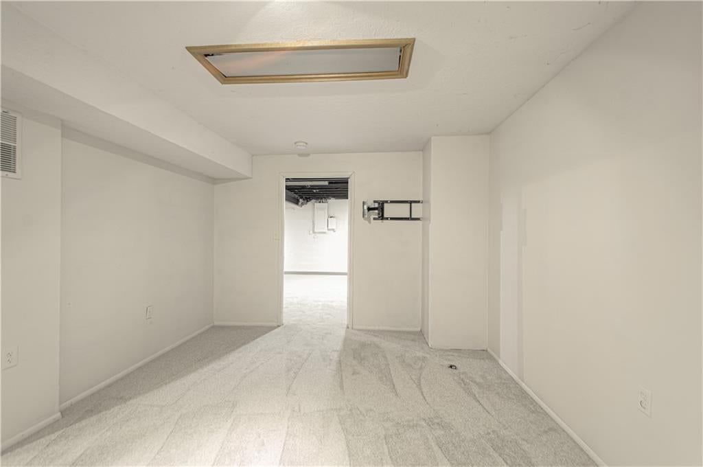 8533 Hall Street — photo 40