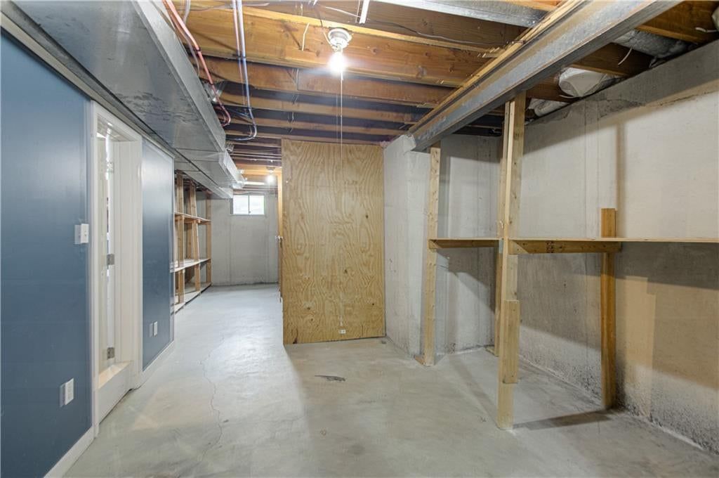 8533 Hall Street — photo 43