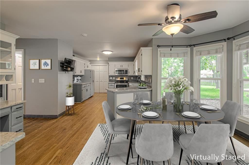 Photo 31 of 49 - 8533 Hall Street, Lenexa, KS 66216