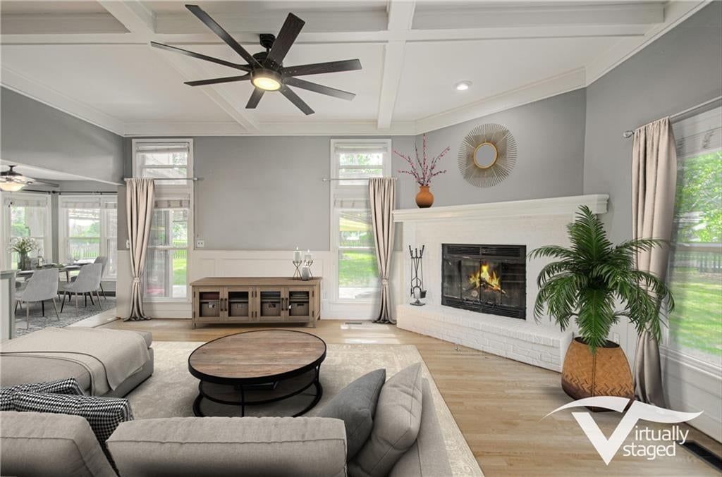 8533 Hall Street, Lenexa, KS: listing photo 2