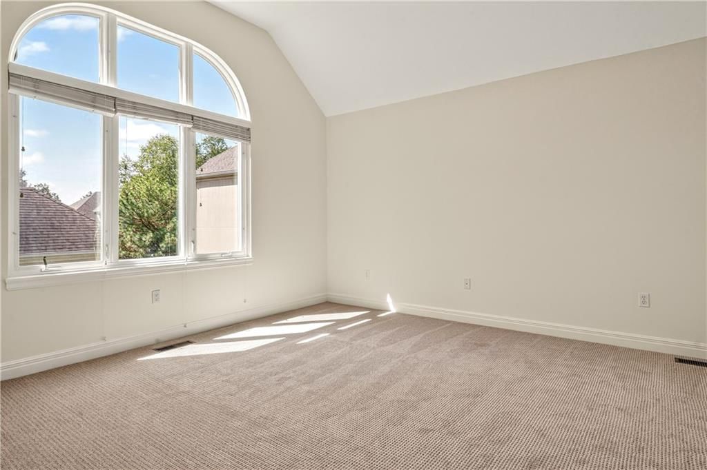 12940 Travis Street — photo 15