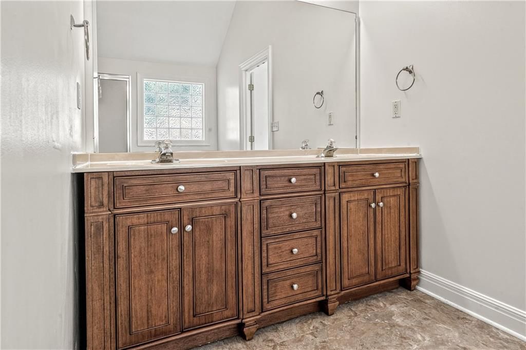 12940 Travis Street — photo 21