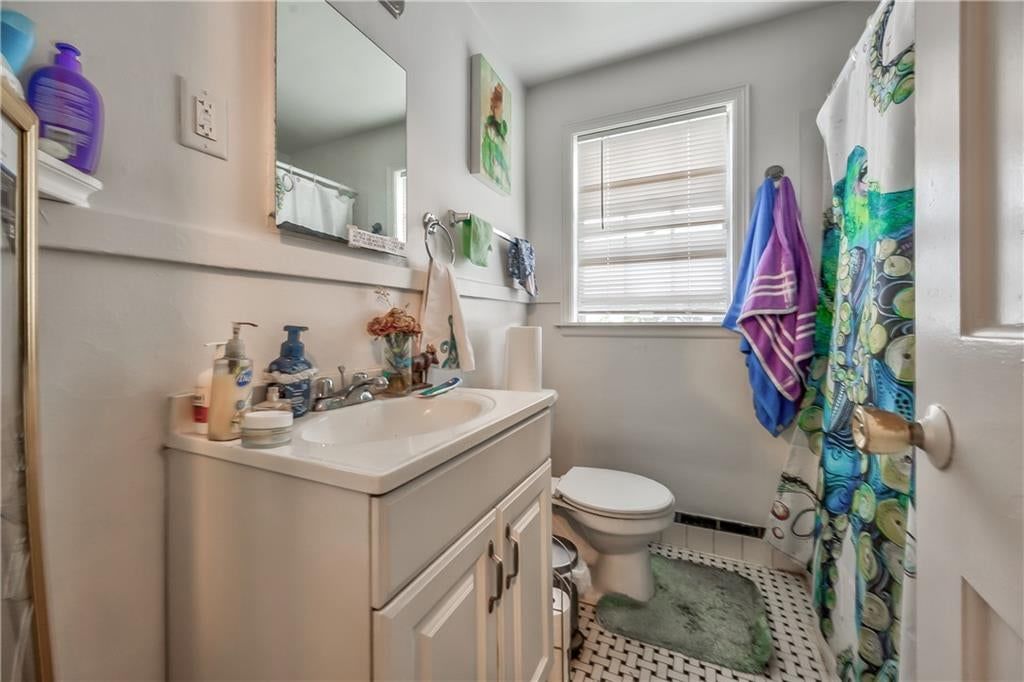 7539 State Line Road — photo 13
