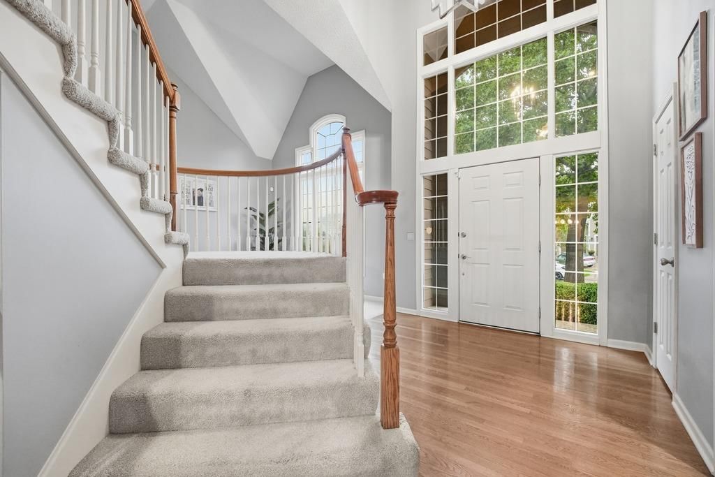 8417 Harbinger Street, Lenexa, KS: listing photo 3