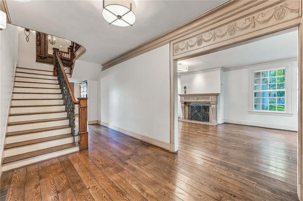 5217 Walmer Street — photo 7