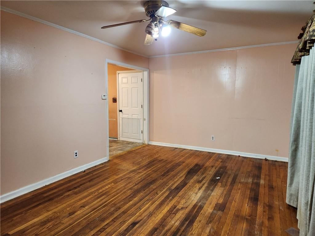 7024 Hunter Road, Raytown, MO: listing photo 2