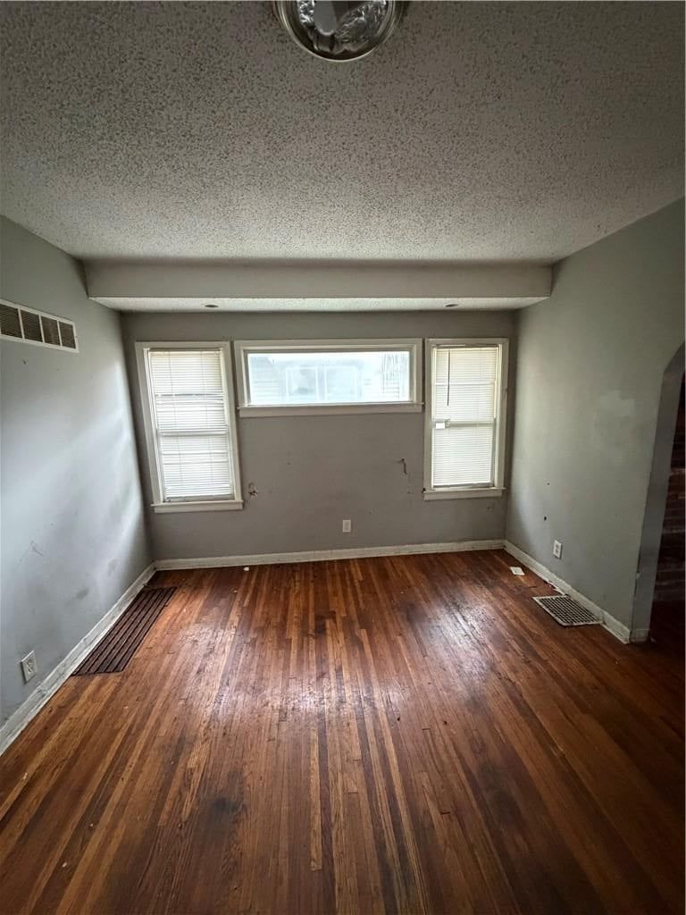 2110 E 69th Street — photo 5