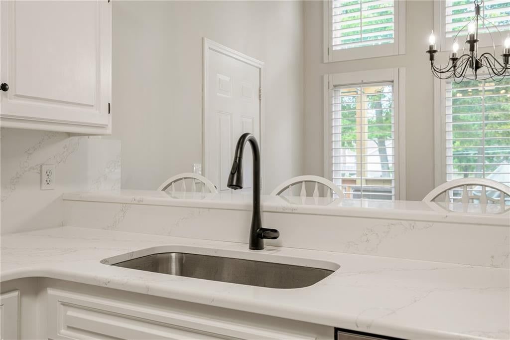 6812 haskins Street — photo 16