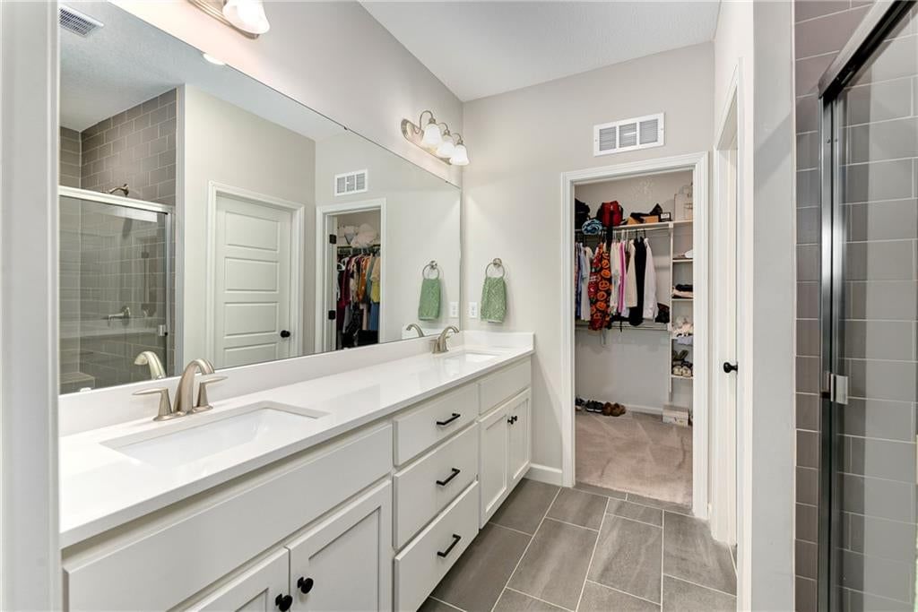 124 SE Briar Valley Lane — photo 7