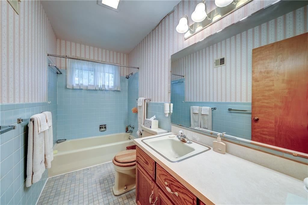 5916 W 78TH Street — photo 11