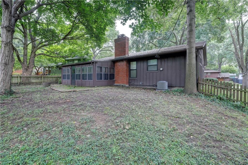 5916 W 78TH Street — photo 27