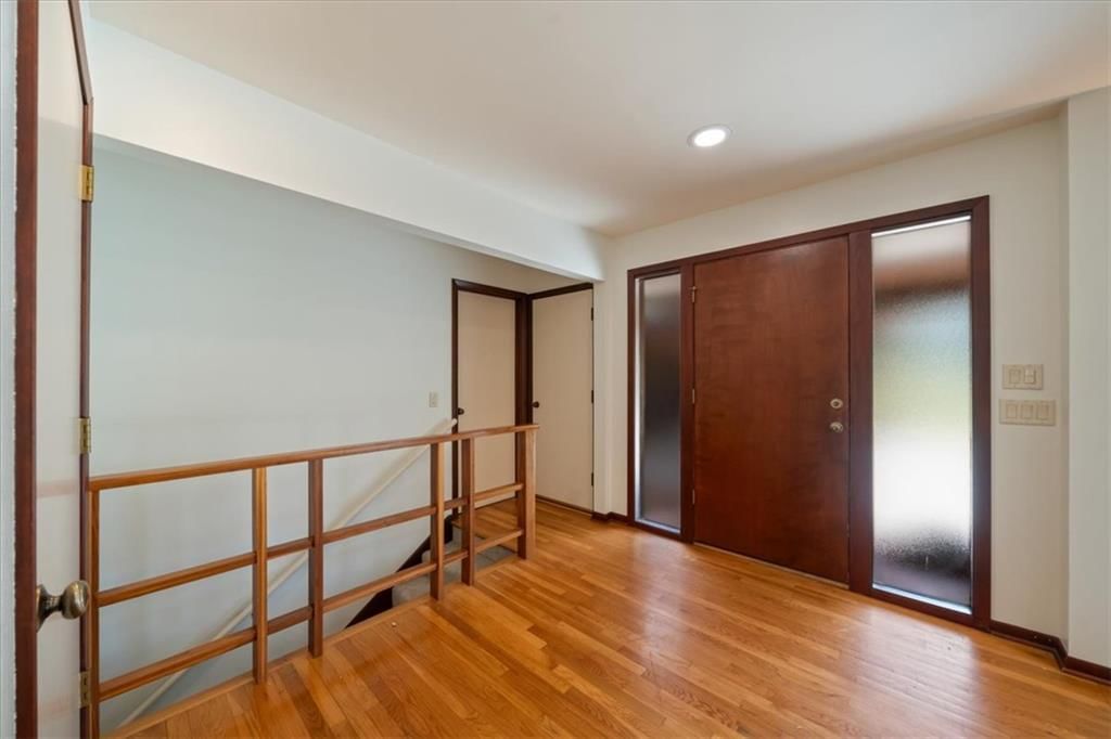 2404 Orchard Lane — photo 6
