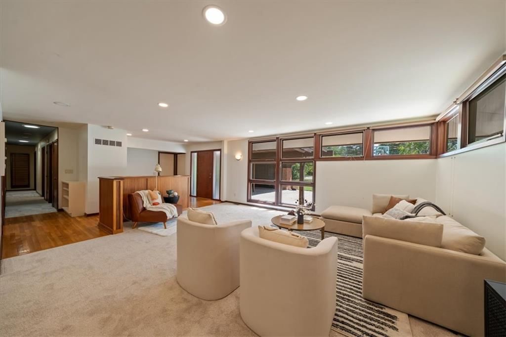 2404 Orchard Lane — photo 9