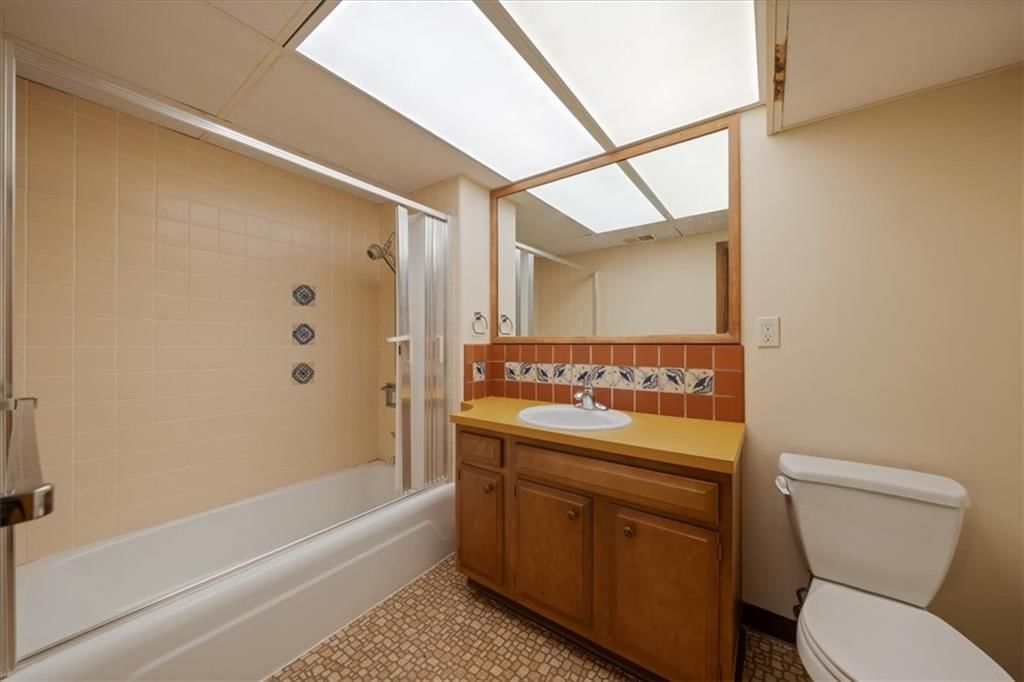 2404 Orchard Lane — photo 29